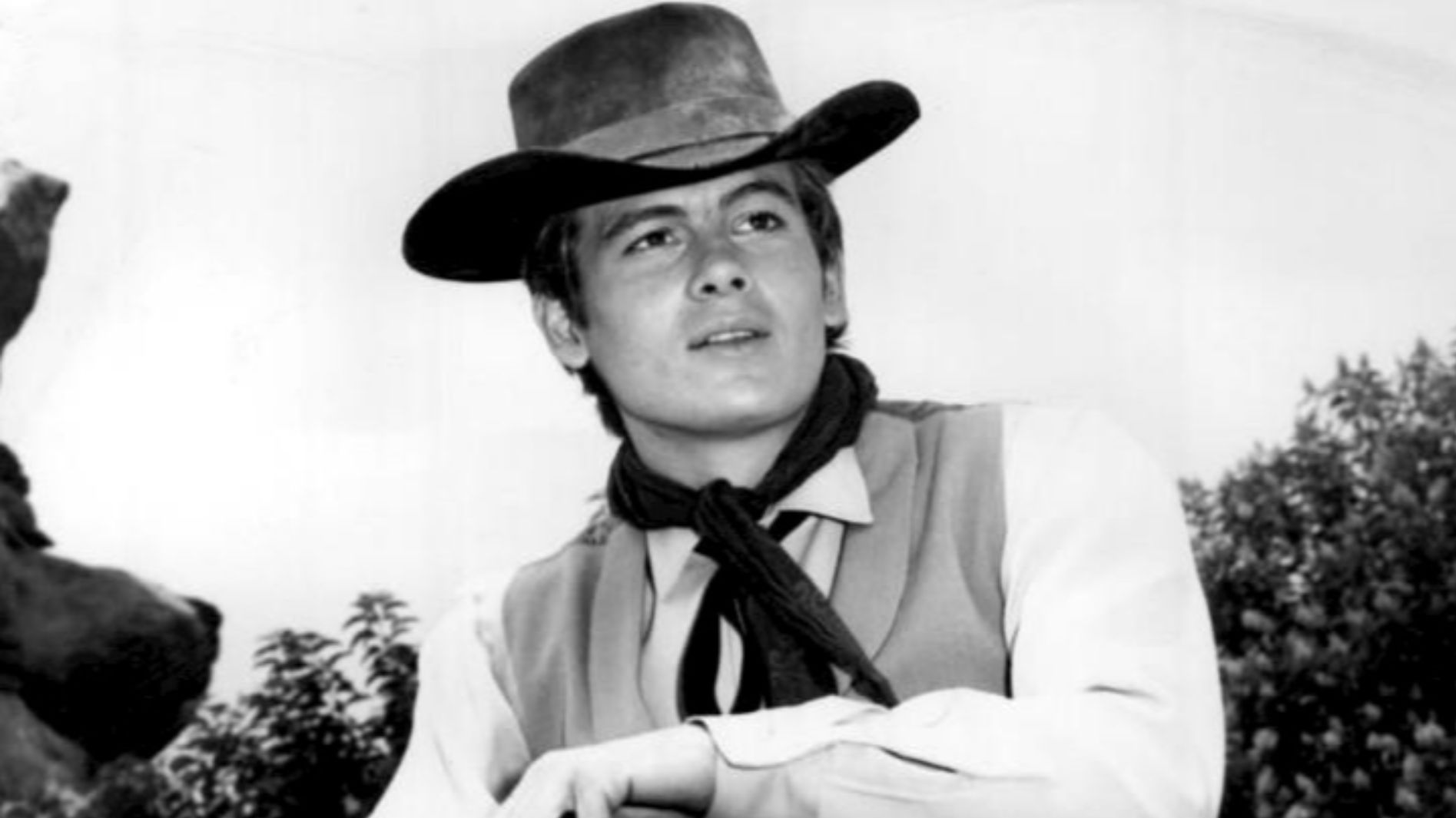 Photo of Christopher Jones as Jesse James from the television program The Legend of Jesse James.