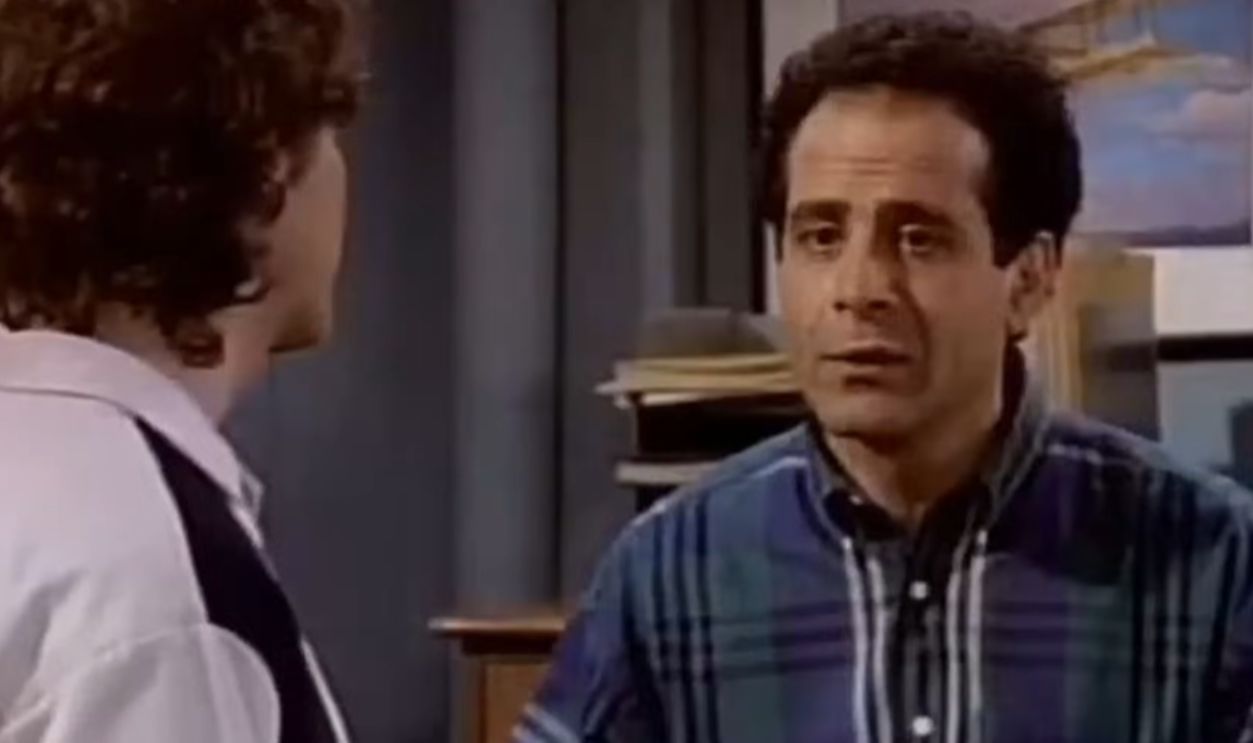 Screenshot from Wings (1990–1997)