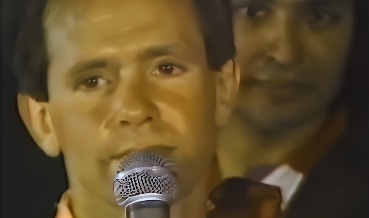 Screenshot from New Wave Theatre #01 (1982) 