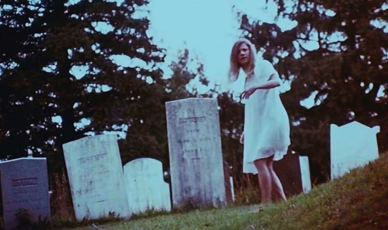 Screenshot from Let's Scare Jessica to Death (1971)