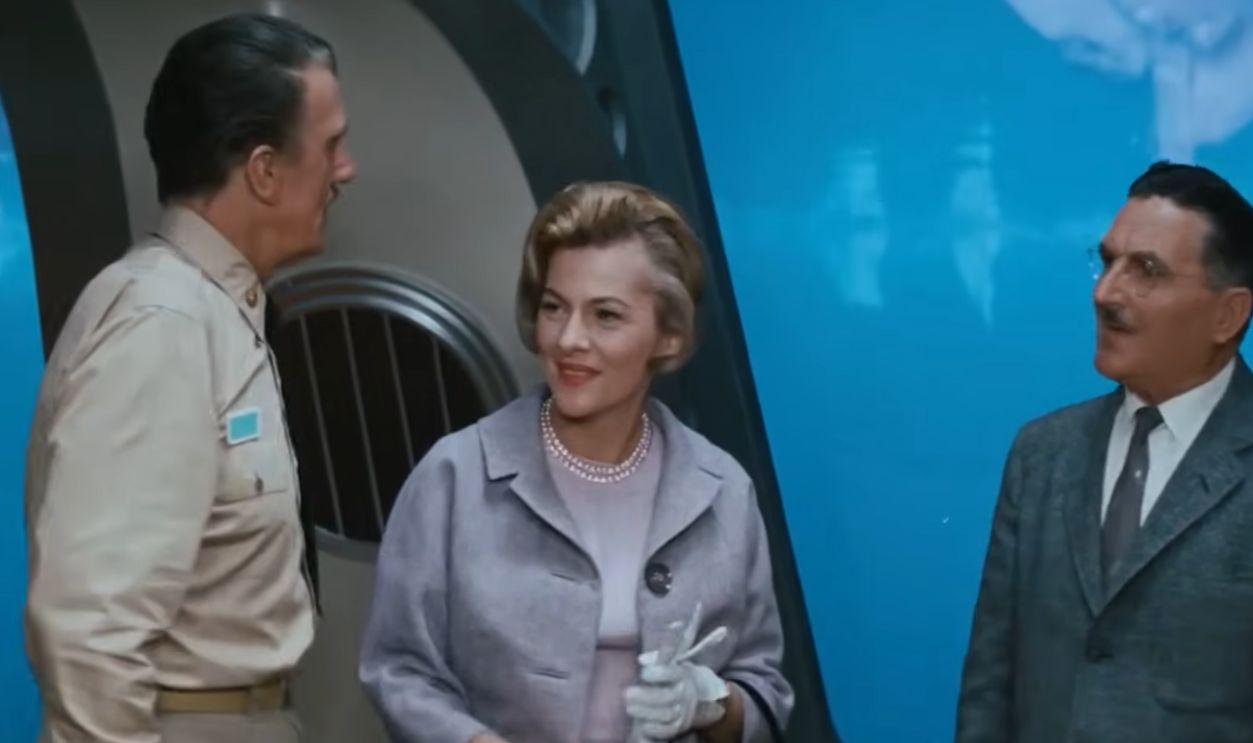 Screenshot from Voyage to the Bottom of the Sea (1964–1968)