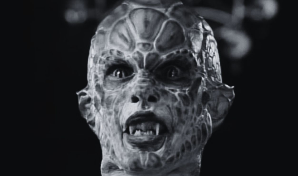 Screenshot from From Dusk Till Dawn (1996)