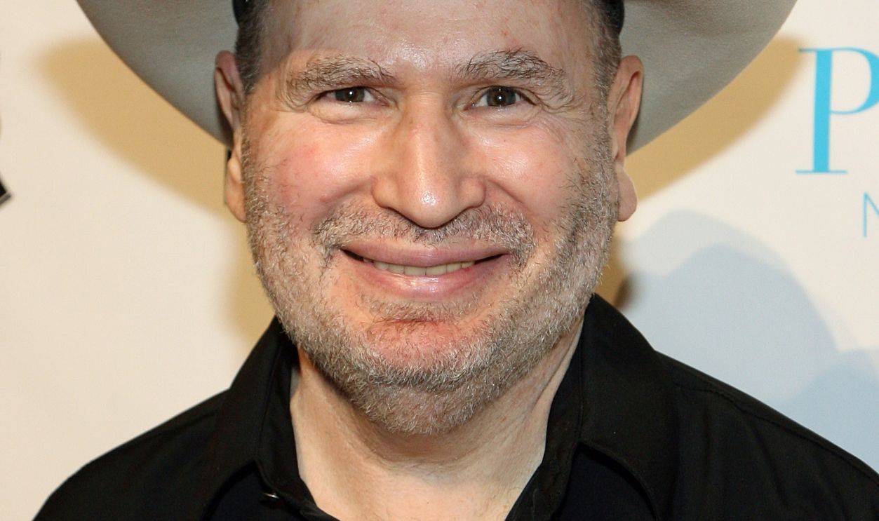 NBC's 4th National Heads-Up Poker Championship LAS VEGAS - FEBRUARY 28: Actor Gabe Kaplan arrives at the draw party for NBC's fourth National Heads-Up Poker Championship at the Pure Nightclub at Caesars Palace February 28, 20098 in Las Vegas, Nevada.