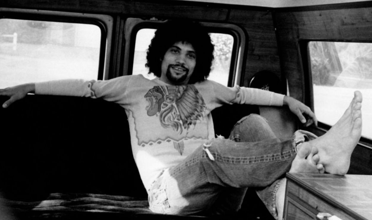 BEVERLY HILLS, CA - APRIL 11: Actor Robert Hegyes attends an exclusive photo session on April 11, 1977 at his home in Beverly Hills, California.