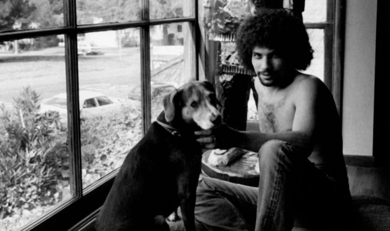 BEVERLY HILLS, CA - APRIL 11: Actor Robert Hegyes attends an exclusive photo session on April 11, 1977 at his home in Beverly Hills, California.