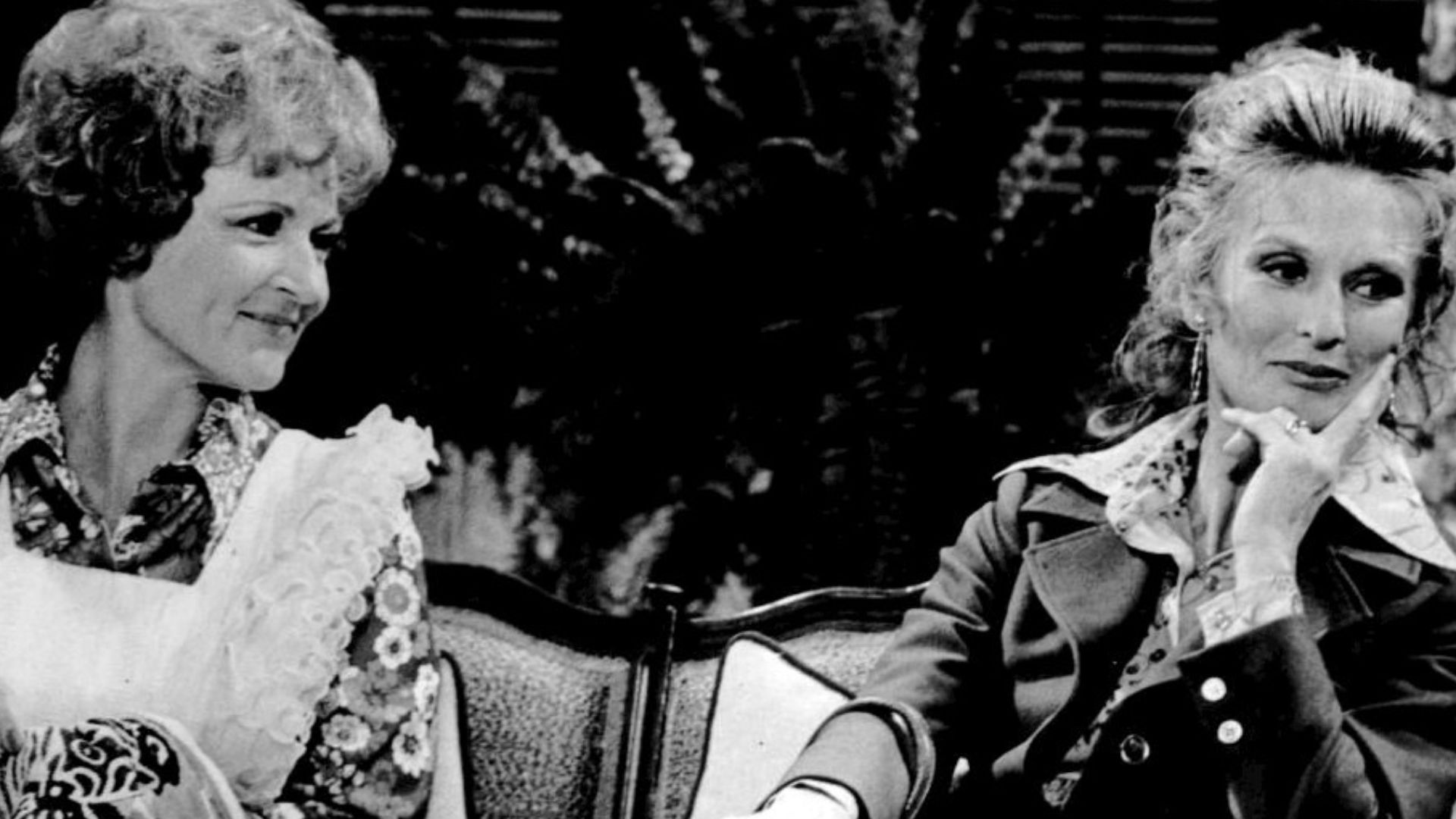 Photo of Betty White as Sue Ann Nivens and Cloris Leachman as Phyllis Lindstrom from the television program The Mary Tyler Moore Show.