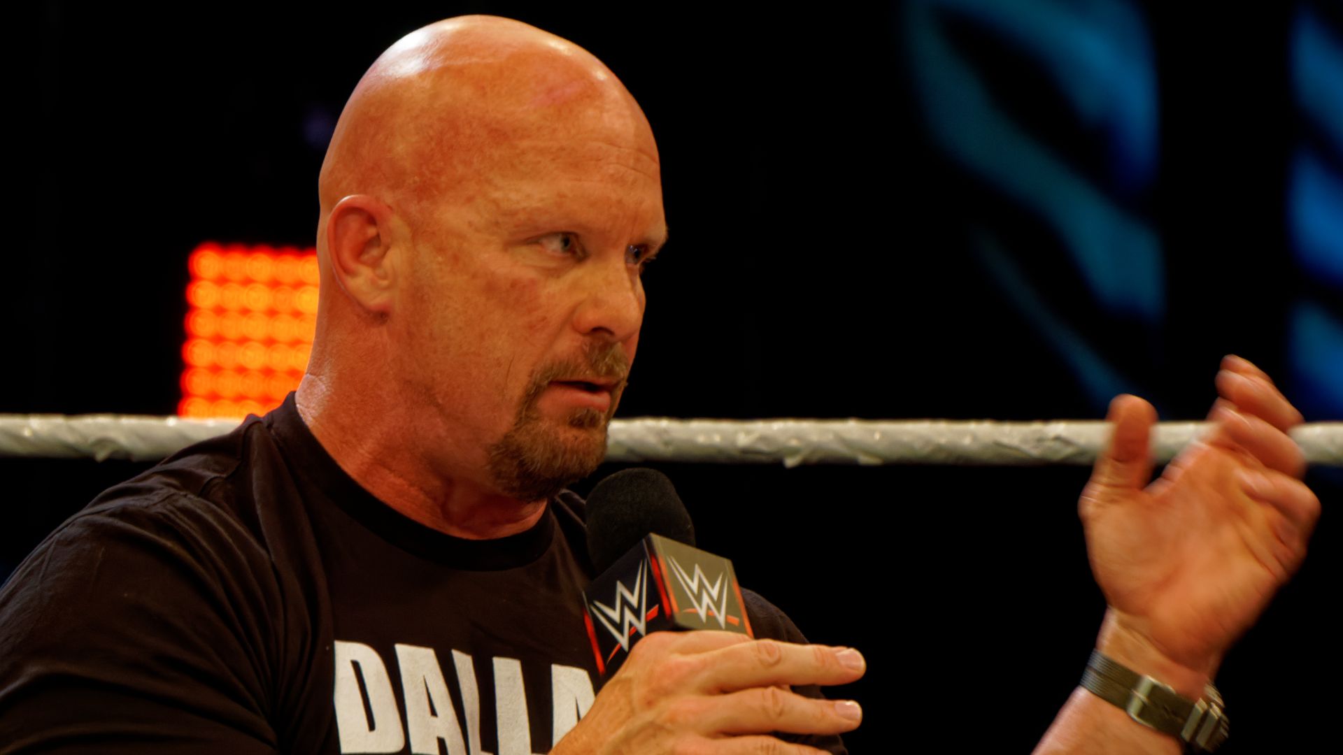 WWE WrestleMania XXXII - Miami - Dallas - New York - WWE Axxess - Day 1 - Thrusday 
WrestleMania Axxess takes over the Kay Bailey Hutchison Convention Center in Dallas March 31-April 3.
Featuring Superstar and Diva meet-and-greets, memorabilia displays an