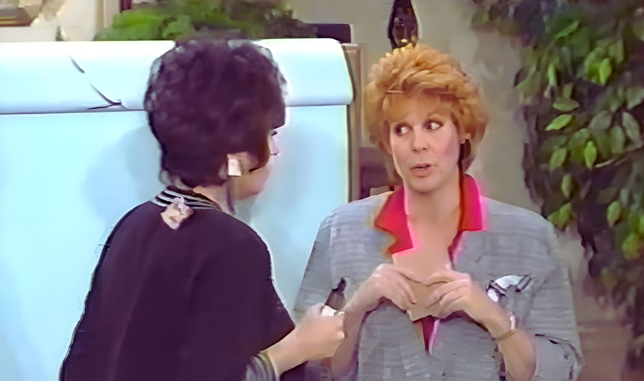 Screenshot from Win, Lose or Draw (1987–1992)