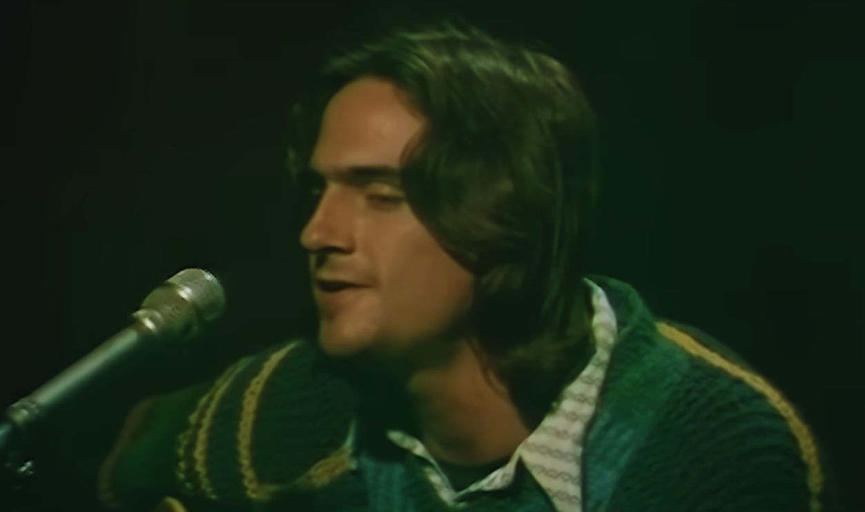 Screenshot from Fire and Rain (BBC In Concert, 11/16/1970) (1970)