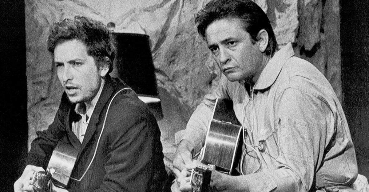 Black and white photo of Bob Dylan and Johnny Cash