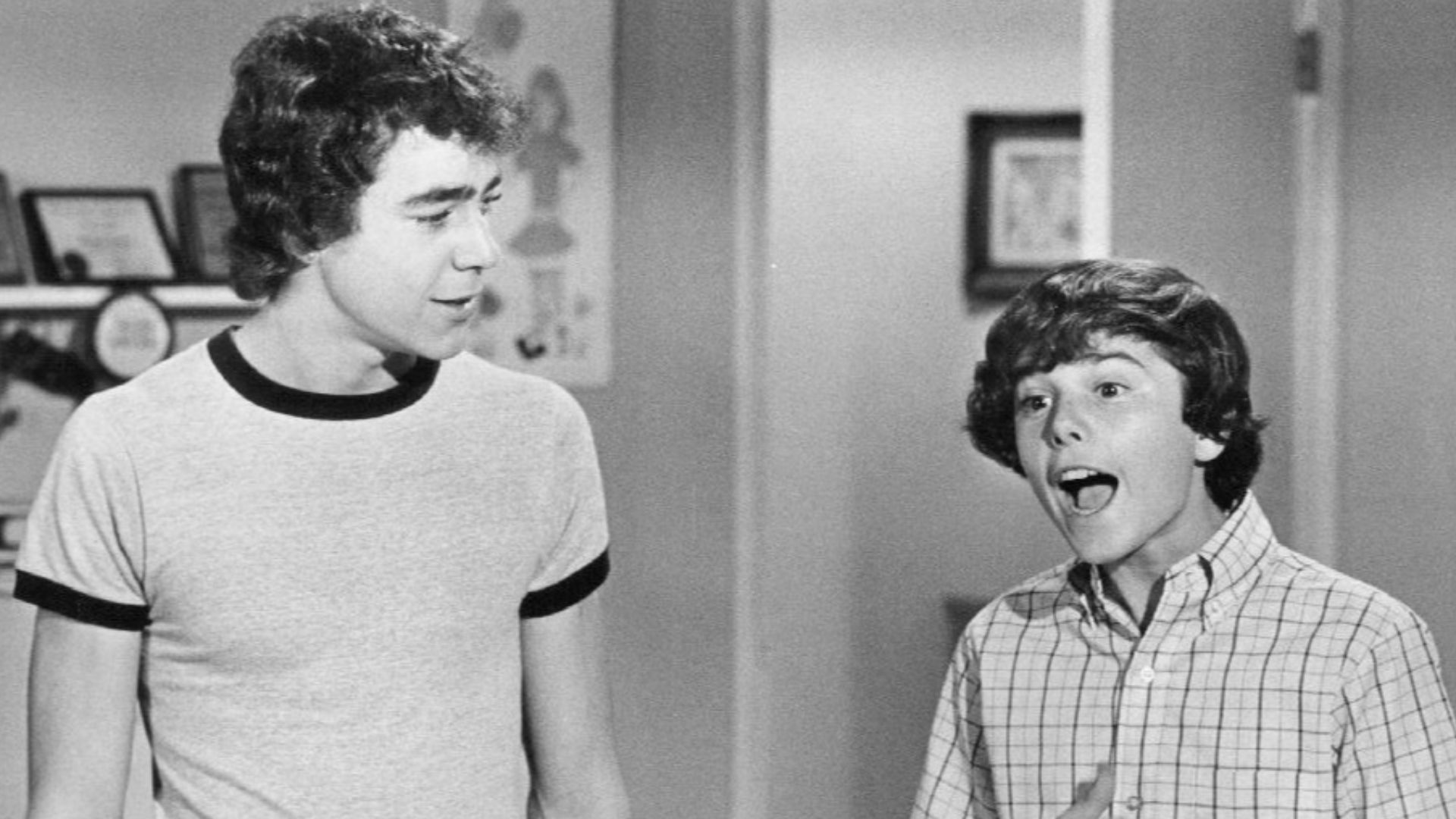 Publicity photo of American child actors, Barry Williams (left) and Christopher Knight (right) promoting their roles on the January 14, 1972 episode of the ABC comedy series The Brady Bunch entitled