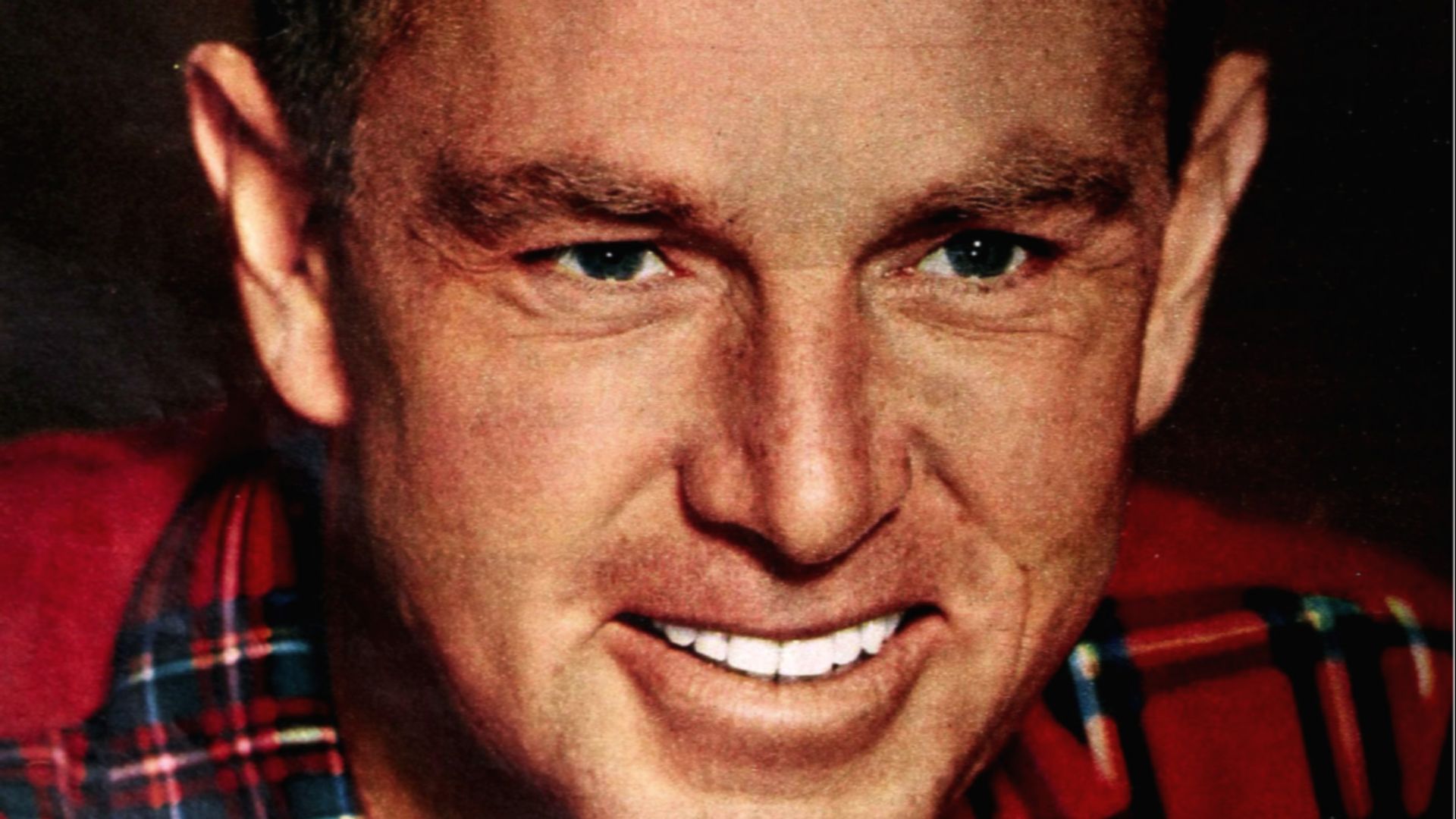 Photo of Sterling Hayden from the July 1953 issue of Screenland Plus TVland magazine.
A search for renewal was conducted at copyright.gov.  There were no listings which pertained to any magazines with