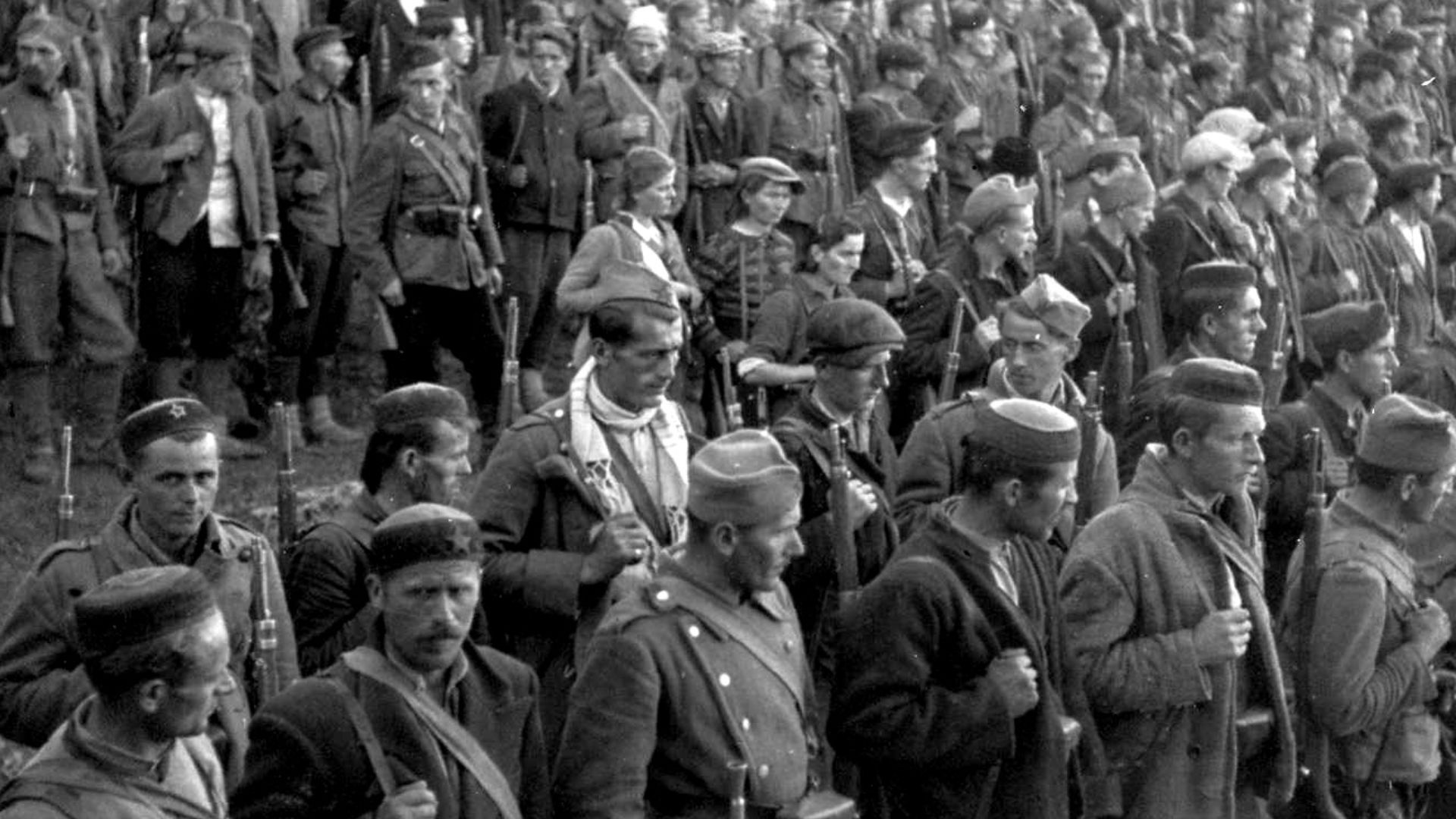 Borci Četvrte crnogorske proleterske brigade i Prvog krajiškog odreda u Janju kod Jajca, septembra 1942.
