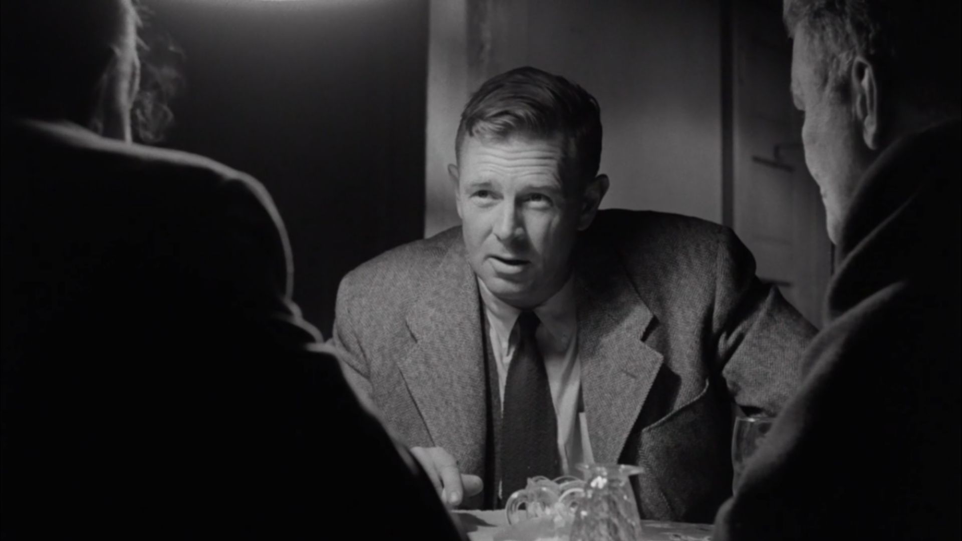 Sterling Hayden in The Killing - trailer (screenshot)