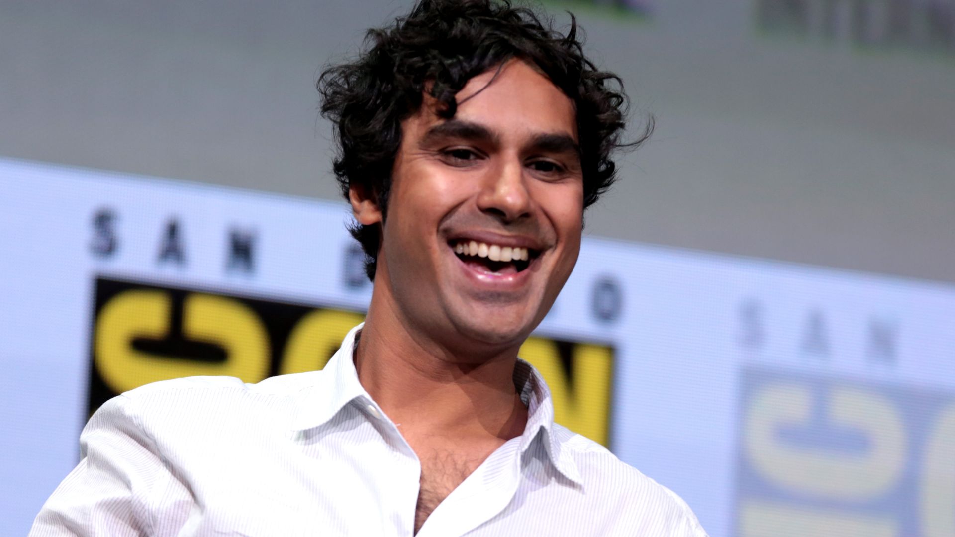 Kunal Nayyar speaking at the 2017 San Diego Comic Con International, for