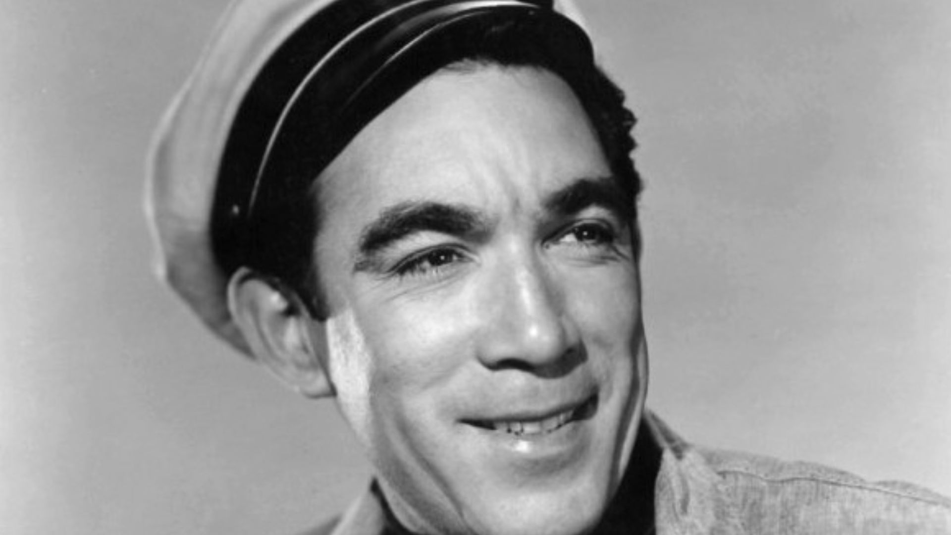 Publicity photo of Anthony Quinn, with signature. See below for more information.