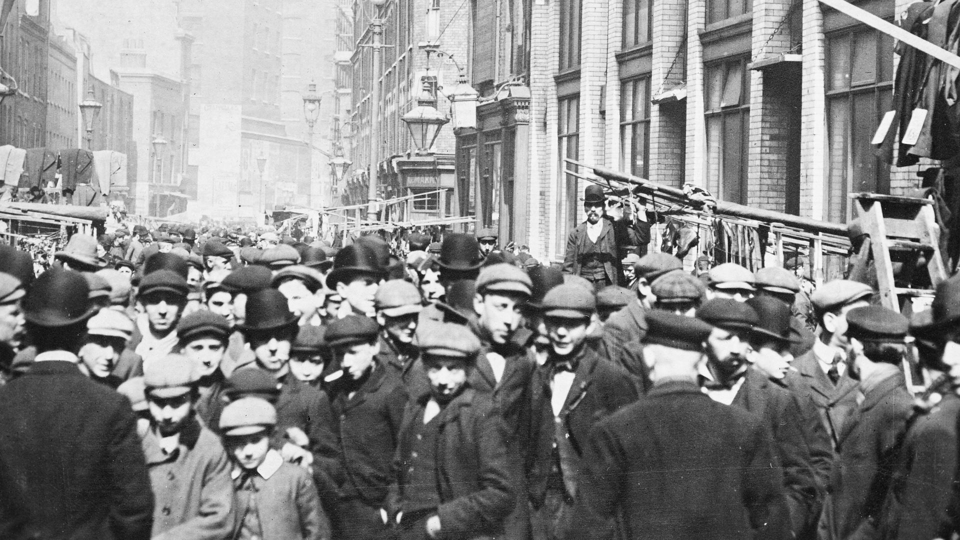 Petticoat Lane, London, ca. 1920s