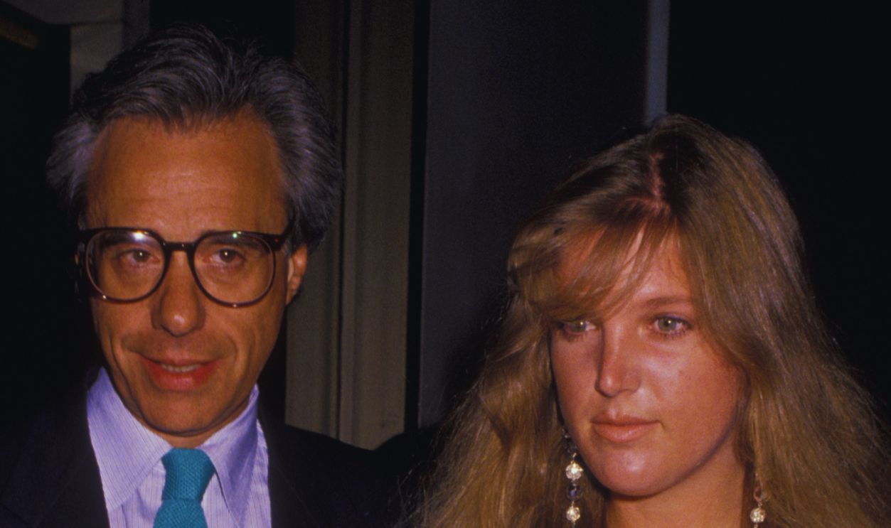 Gettyimages - 140935673, Golden Boot Awards CENTURY CITY, CA - JULY 28: Peter Bogdanovich and wife Louise Stratten attend Golden Boot Awards on July 28, 1990 at the Century Plaza Hotel in Century City, California.