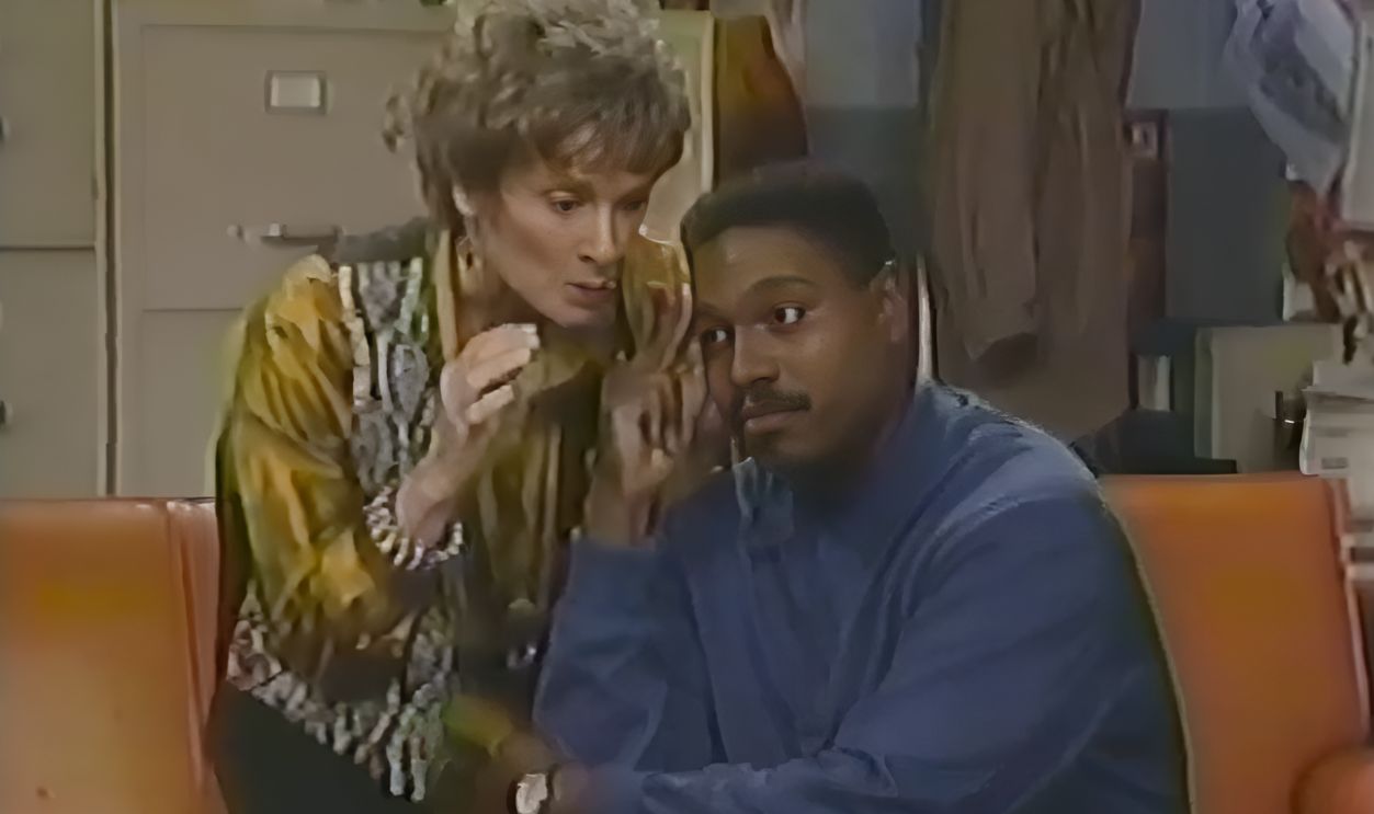 Screenshot from The New WKRP in Cincinnati (1991–1993)