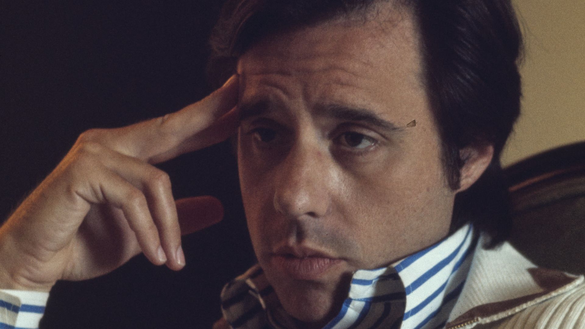 Title: Peter Bogdanovich, director
Creator(s): Gotfryd, Bernard, photographer
Date Created/Published: [1973]
Medium: 1 photograph : color transparency ; 35mm (slide format)
Reproduction Number: LC-DIG-gtfy-00573 (digital file from original)
Rights Advisor