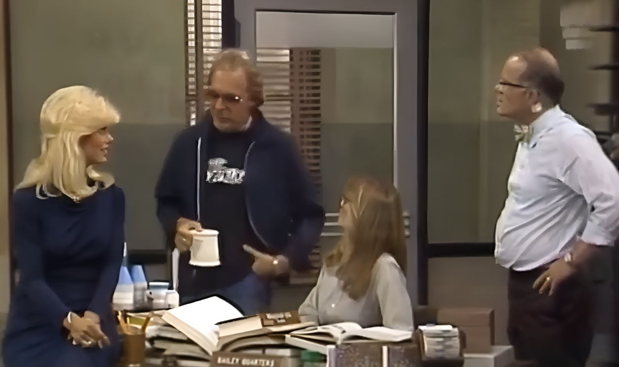 Screenshot from The New WKRP in Cincinnati (1991–1993)