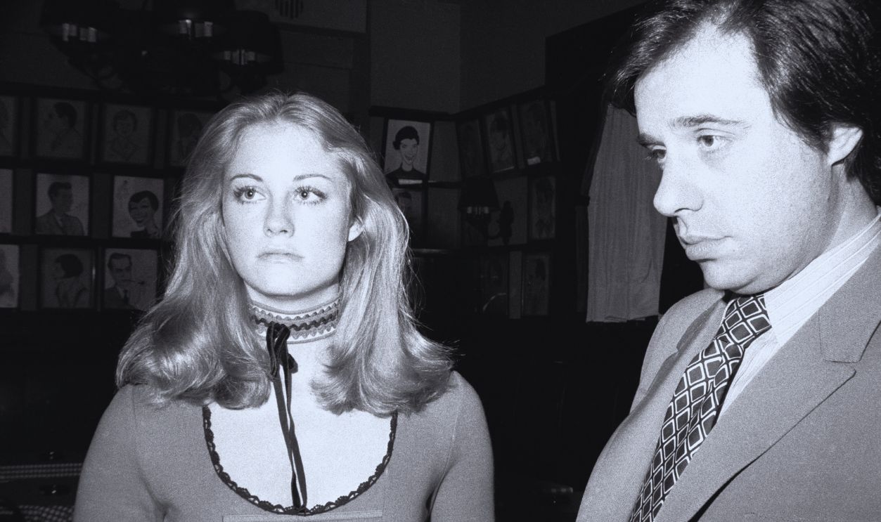 Gettyimages - 72692386, American actress Cybill Shepherd and film director Peter Bogdanovich at Sardi's restaurant for the New York Film Critics Circle Awards, Manhattan, New York, January 23, 1972. Bogdanovich directed Shepard in her first major film, 1971's 'The Last Picture Show,' which won awards for best screenplay, best supporting actor, and best supporting actress.