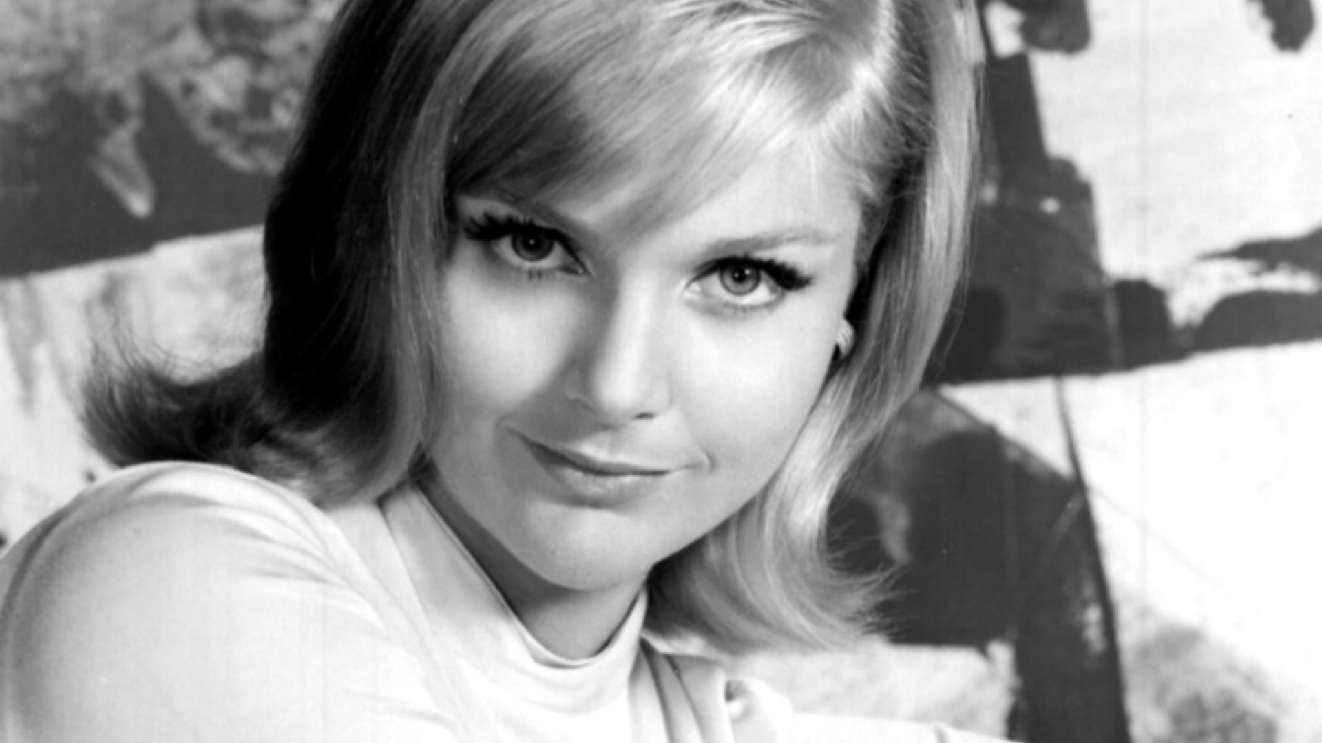 Photo of actress Carol Lynley.