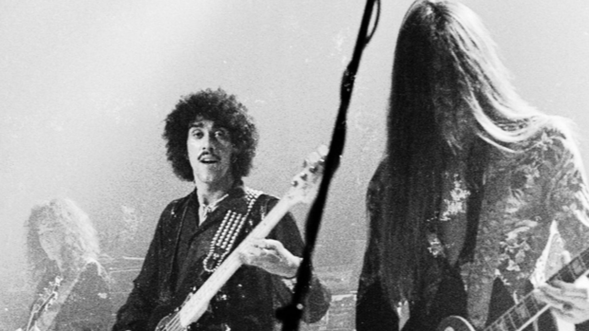 Phil Lynott with Thin Lizzy, Bradford St Georges Hall. Bad Reputation Tour 24/11/1977. L to R: Brian Robertson, Phil Lynott, Scott Gorham