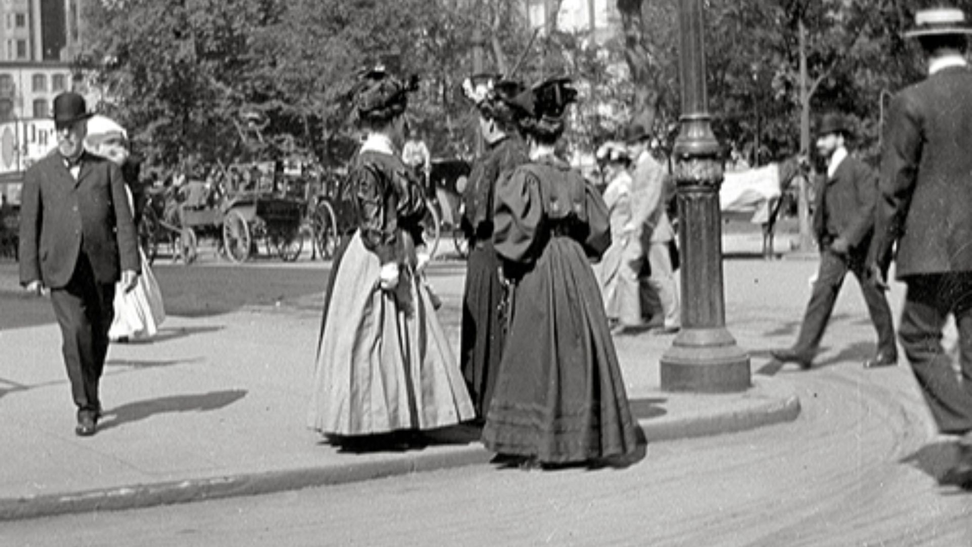 Fifth Avenue on the corner with 25th Street, New York 1900