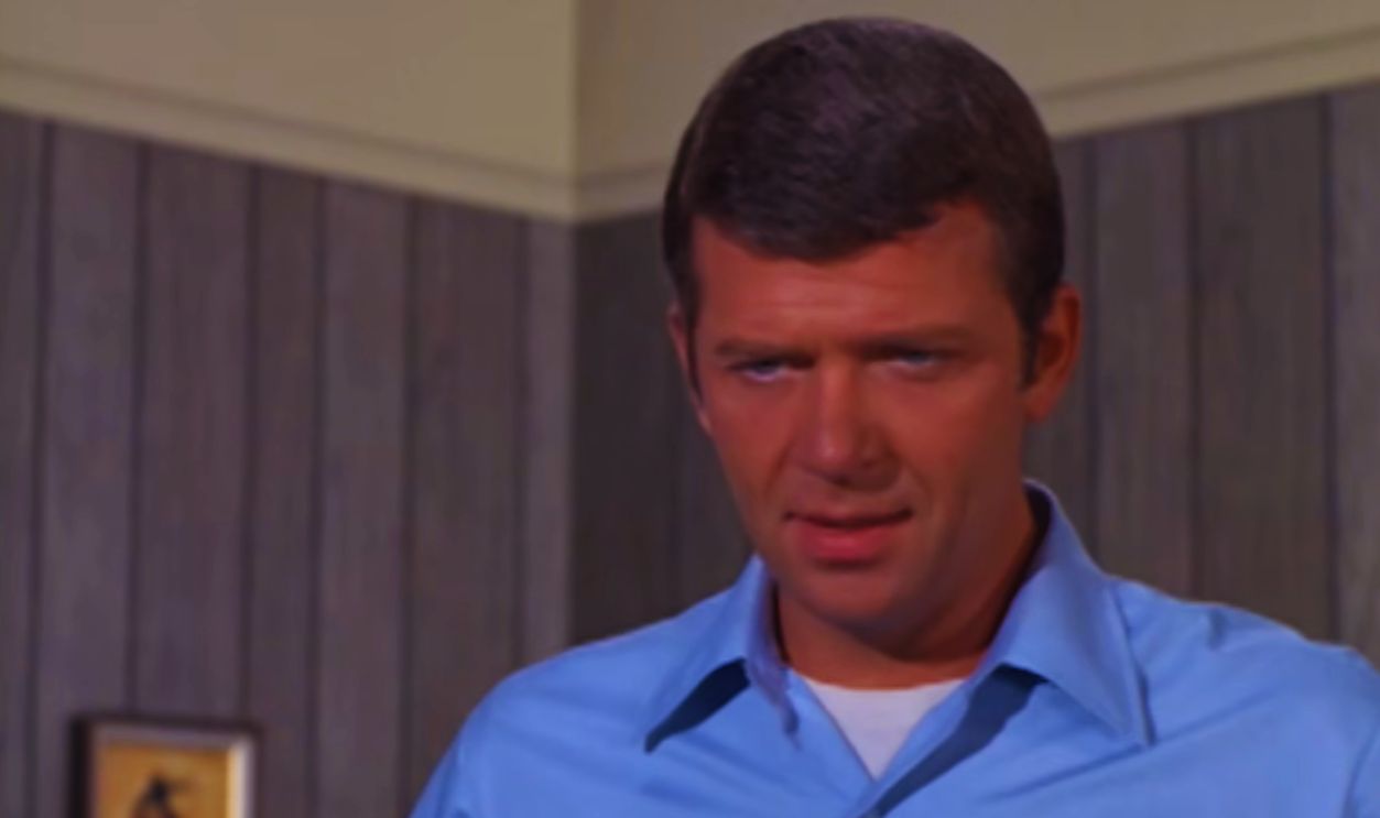 Screenshot from The Brady Bunch (1969–1974) 