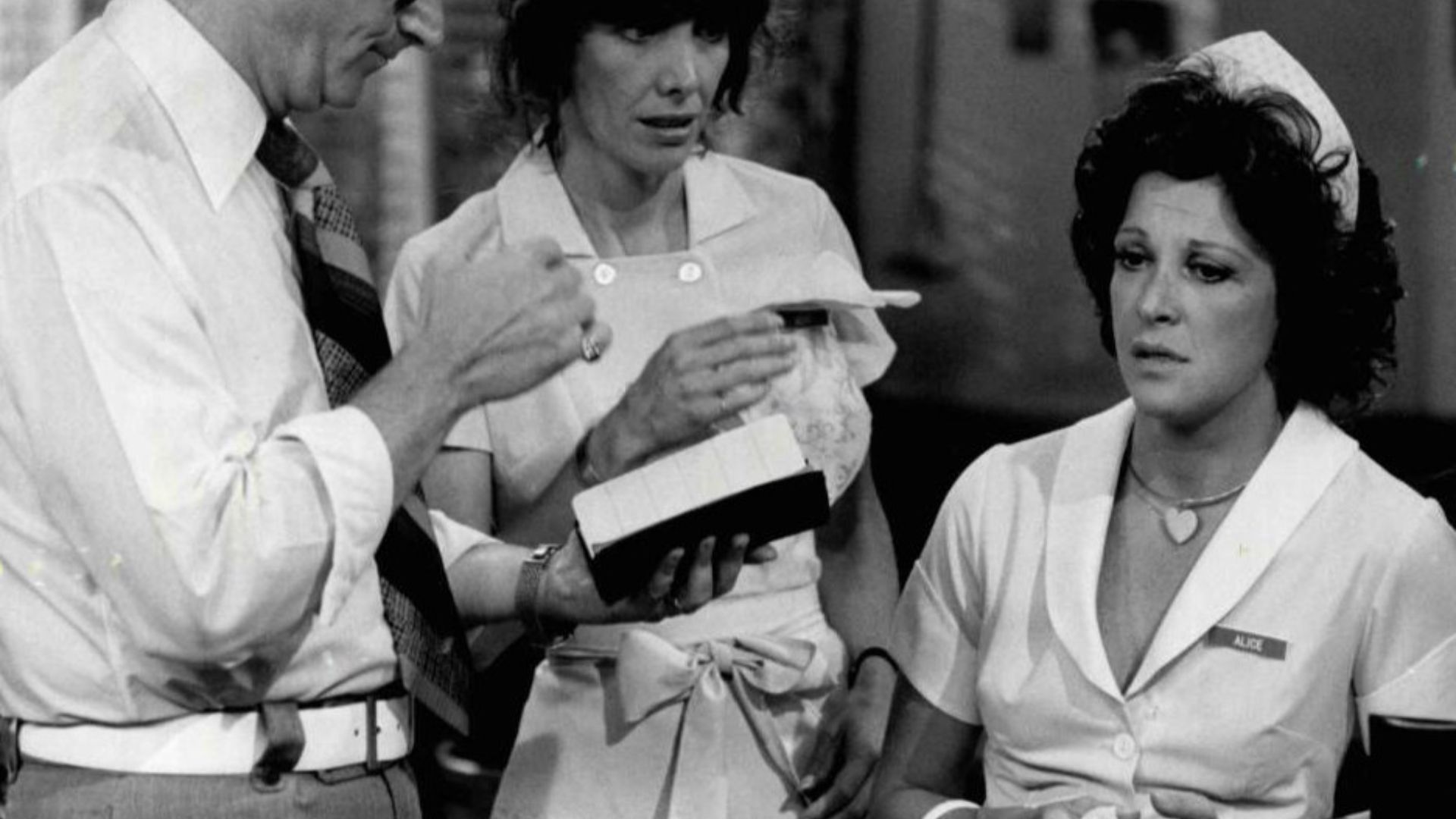 Scene from the television program Alice.  From left: Lee Wallace, Beth Howland (Vera) and Linda Lavin (Alice).