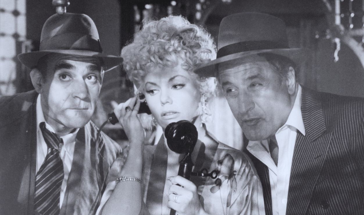 Gettyimages - 117960563, Abe Vigoda;Marsha Mason;Vic Tayback In 'The Cheap Detective' 