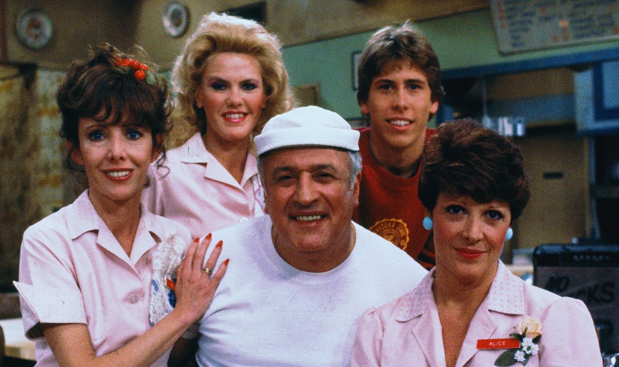 Gettyimages - 1665816518, Actor Vic Tayback Mels Diner Final Show