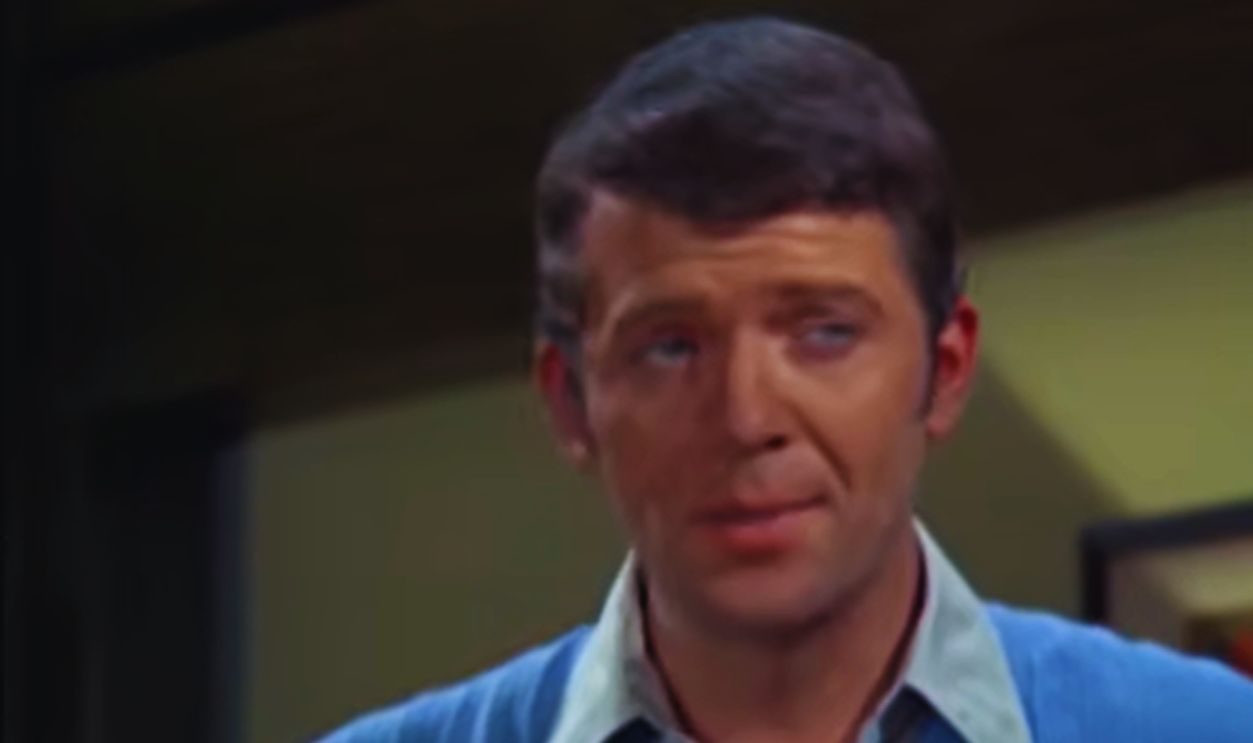 Screenshot from The Brady Bunch (1969–1974) 
