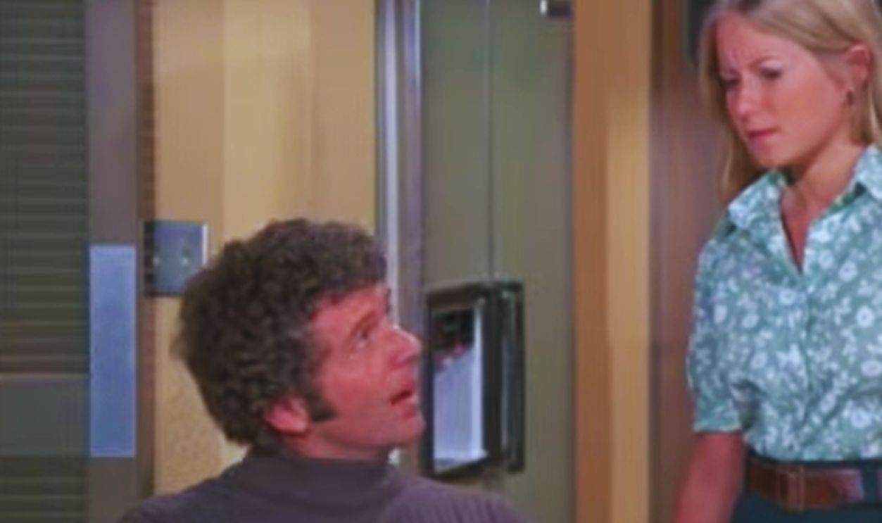 Screenshot from The Brady Bunch (1969–1974) 