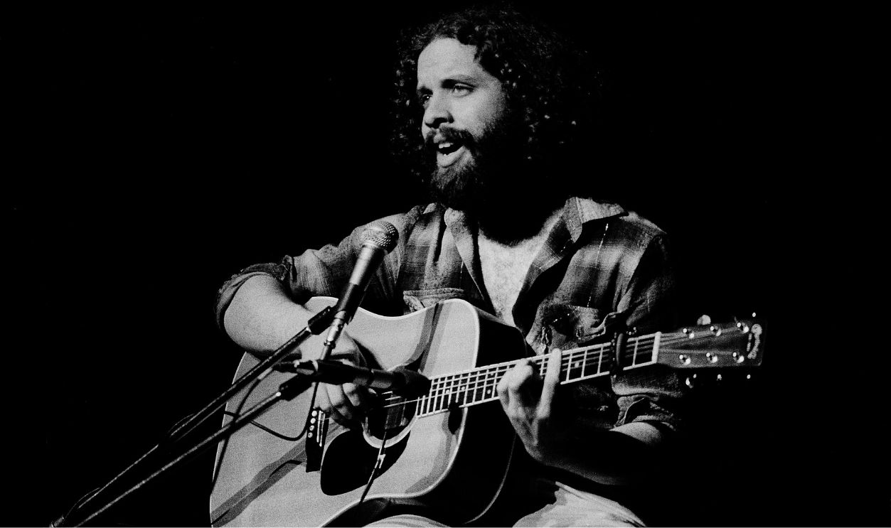 Dan Hill at the Aire Crown Theater in Chicago, Illinois, April 1, 1978