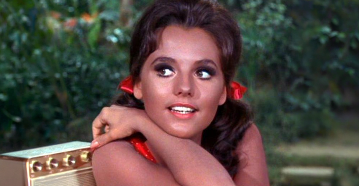 Screenshot of Dawn Wells as Mary Ann in Gilligan's Island (1964-1967)
