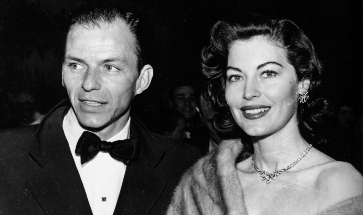 Getty Images - 3092576 - American singer and actor Frank Sinatra (1915 - 1998) and the actress Ava Gardner (1922 - 1990) attending a Hollywood party. The two were married in 1948 and later divorced in 1957.