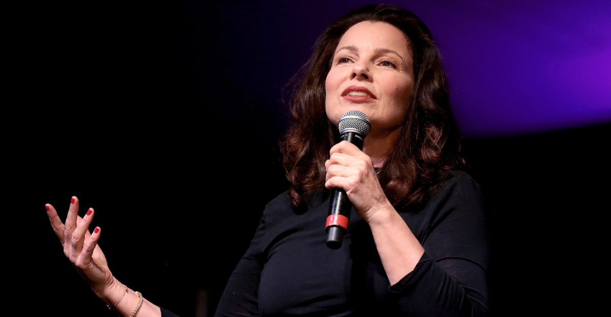 Fran Drescher speaking with attendees at the 2018