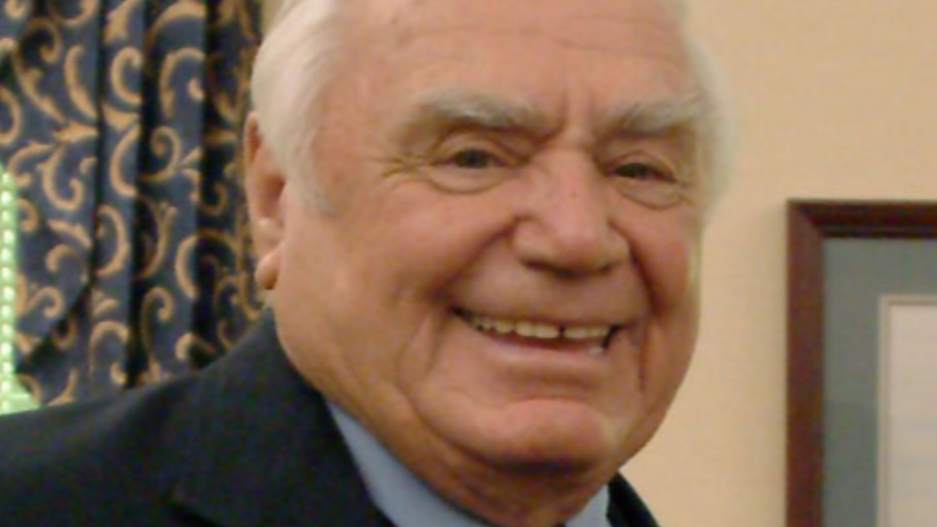 File:Ernest Borgnine.jpg