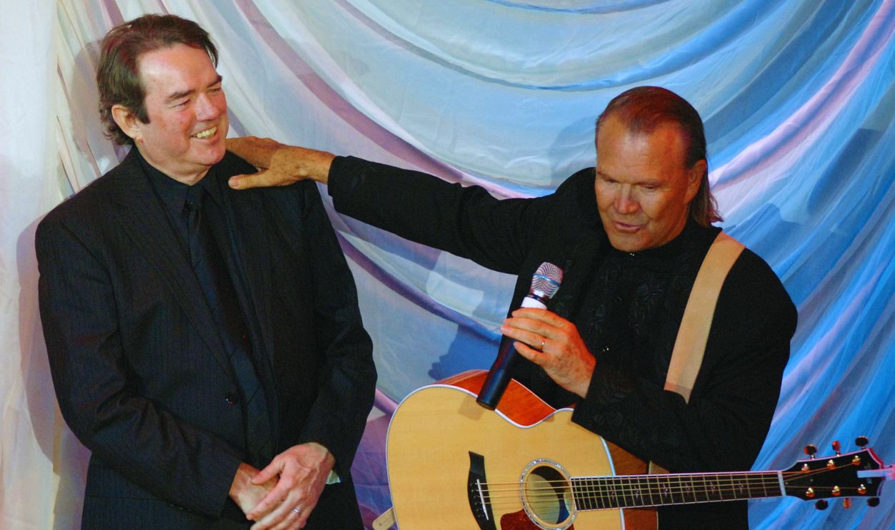Gettyimages - 114560260, 44th Annual ASCAP Country Music Awards - Show Jimmy Webb and Glen Campbell during 44th Annual ASCAP Country Music Awards - Show at Ryman Theater in Nashville, TN., United States.