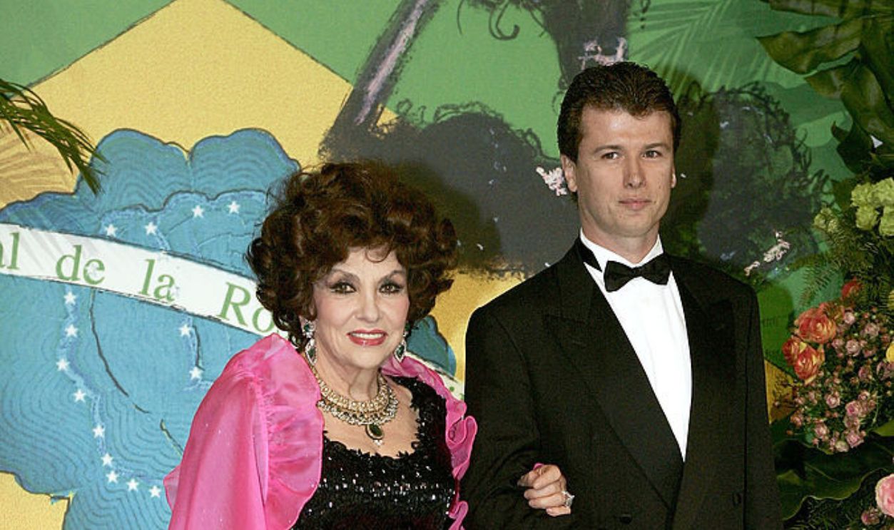 Actress Gina Lollobrigida and Javier Rigau Rifols arrive at the Rose Ball 2005 