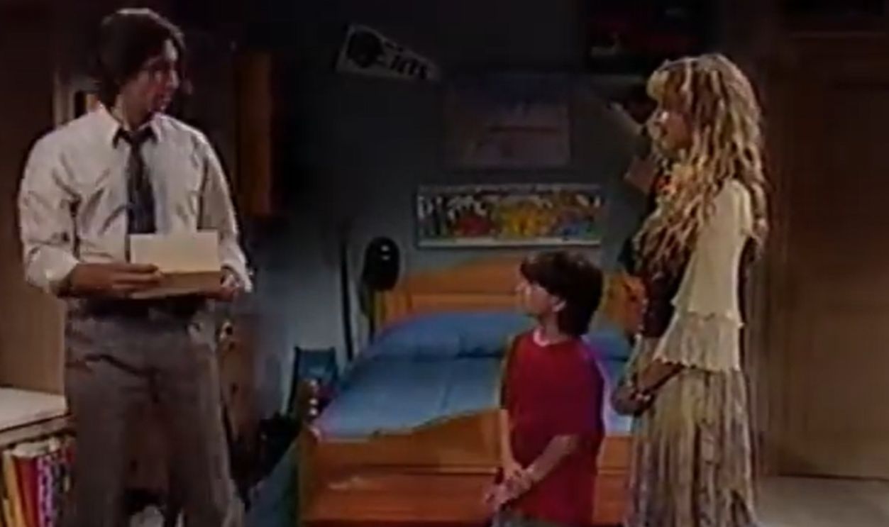 Screenshot from Living Dolls (1989) 