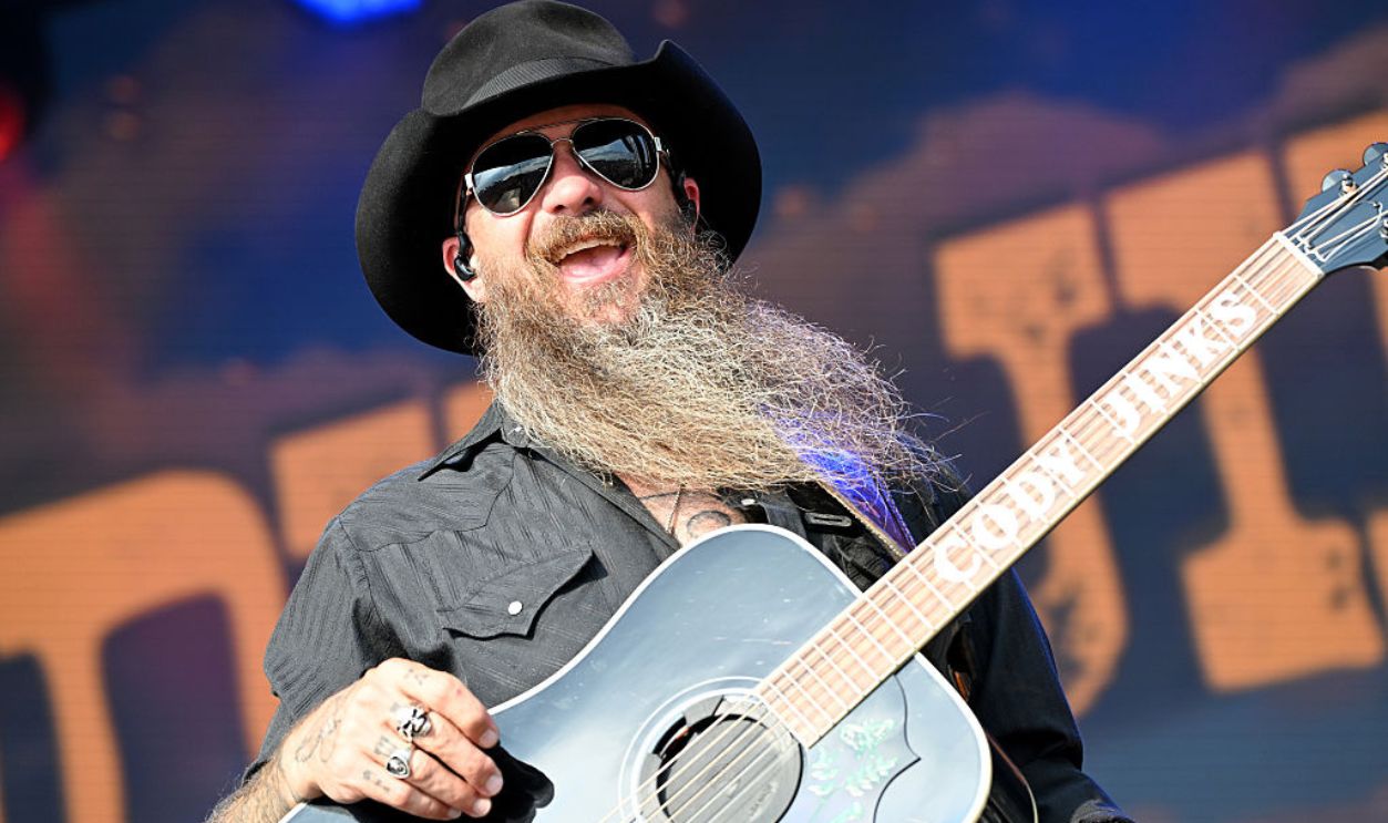 Cody Jinks performs during the 2025 Railbird Music Festival