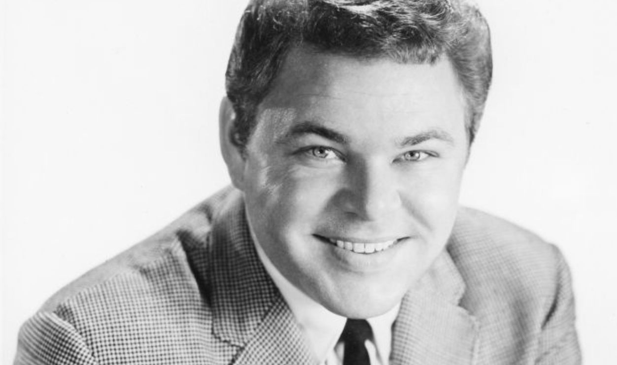 Country musician Roy Clark poses for a portrait in circa 1964 .