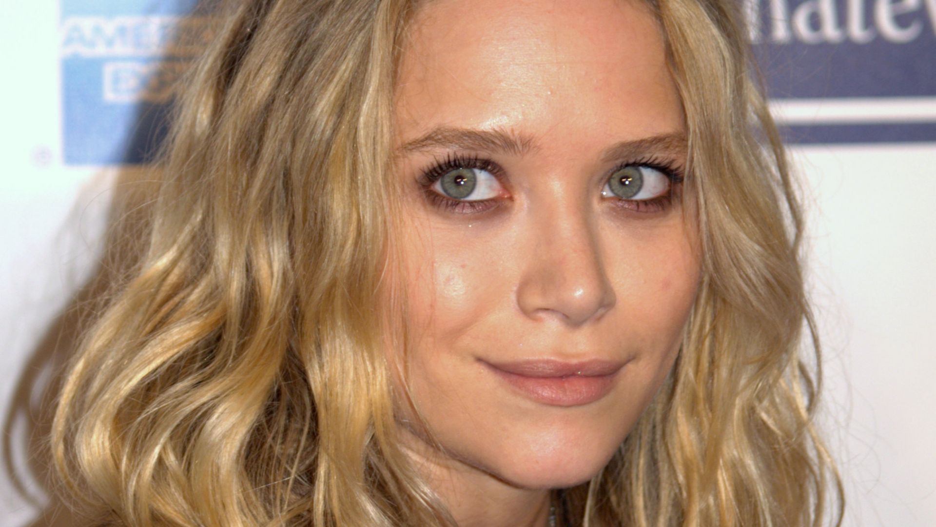 Mary-Kate Olsen at the premiere of the Woody Allen film Whatever Works at the 2009 Tribeca Film Festival.  Photographer's blog post about this photo.