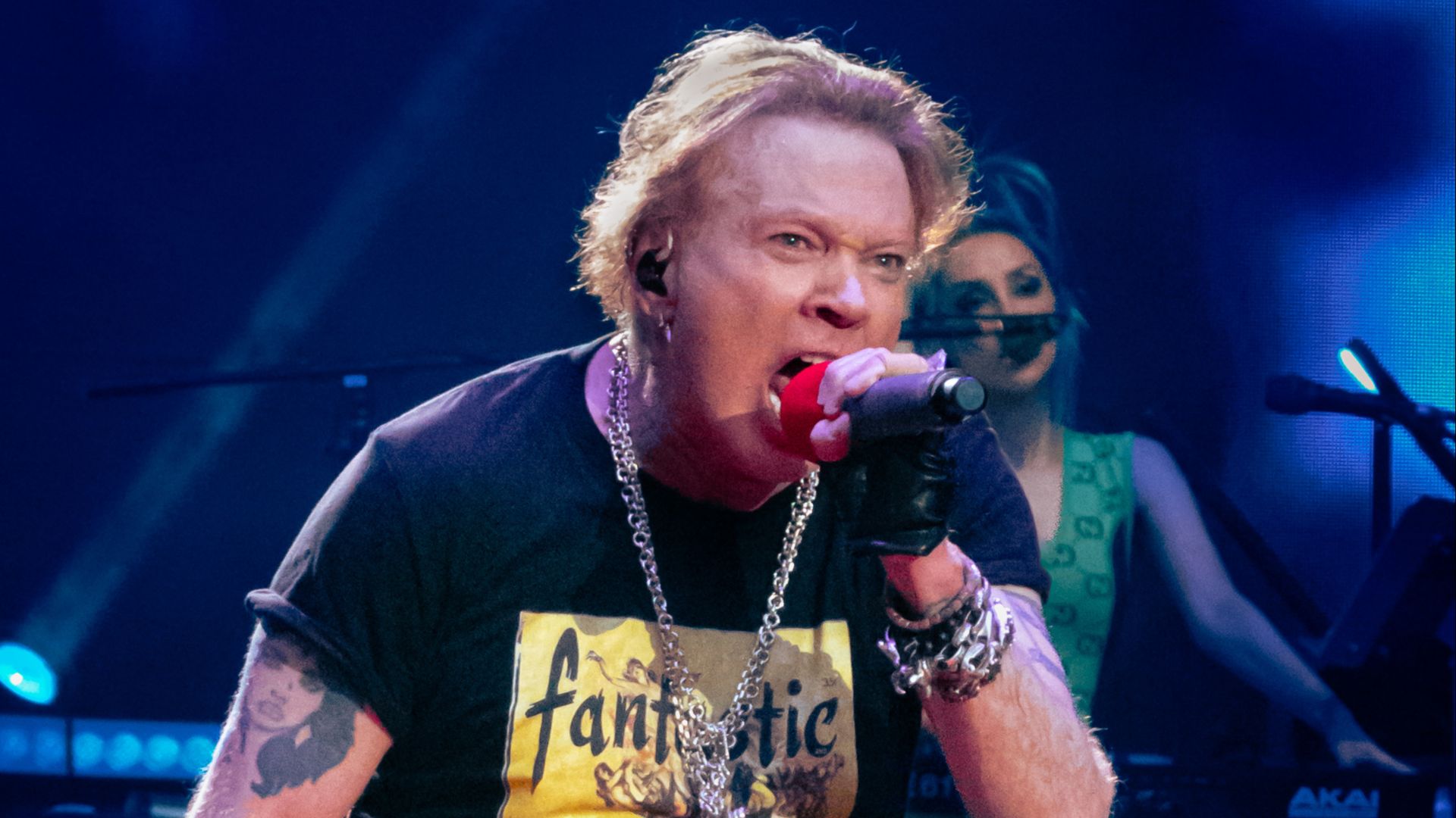 Axl Rose performing live with Guns N' Roses at the Tottenham Hotspur Stadium, London on 1 July 2022