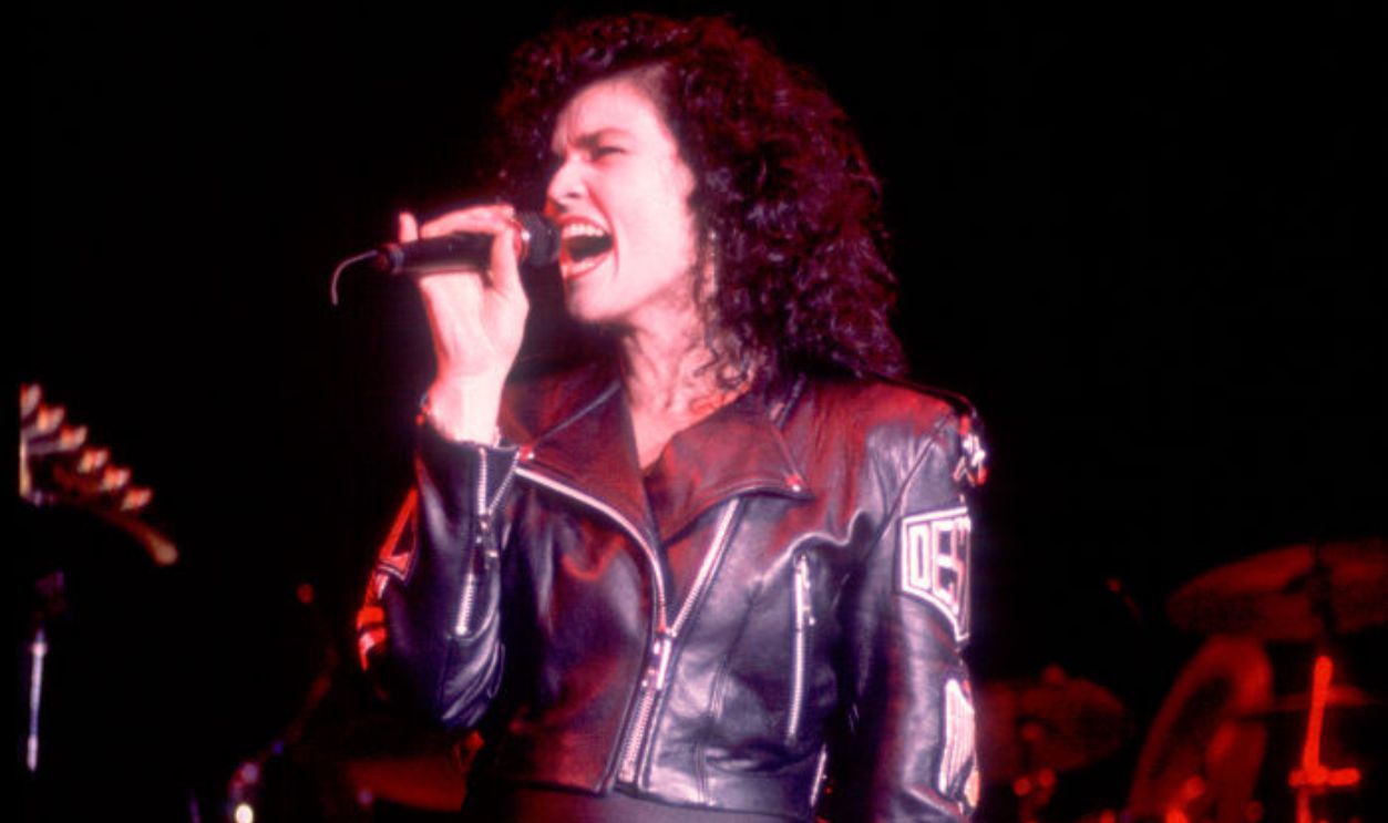 Alanah Myles performing at the Park West in Chicago, Illinois, April 14, 1990. 
