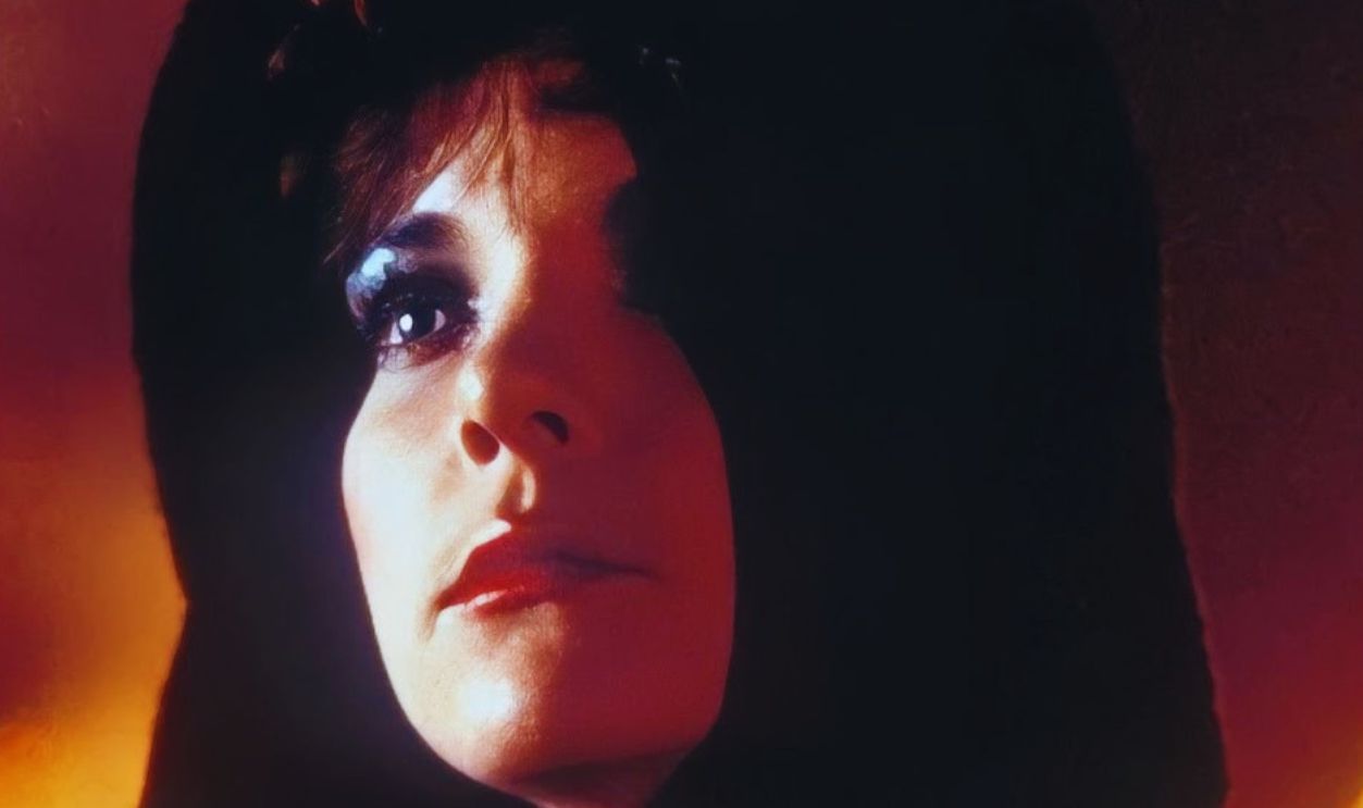 Screenshot from Midnight Offerings (1981) 