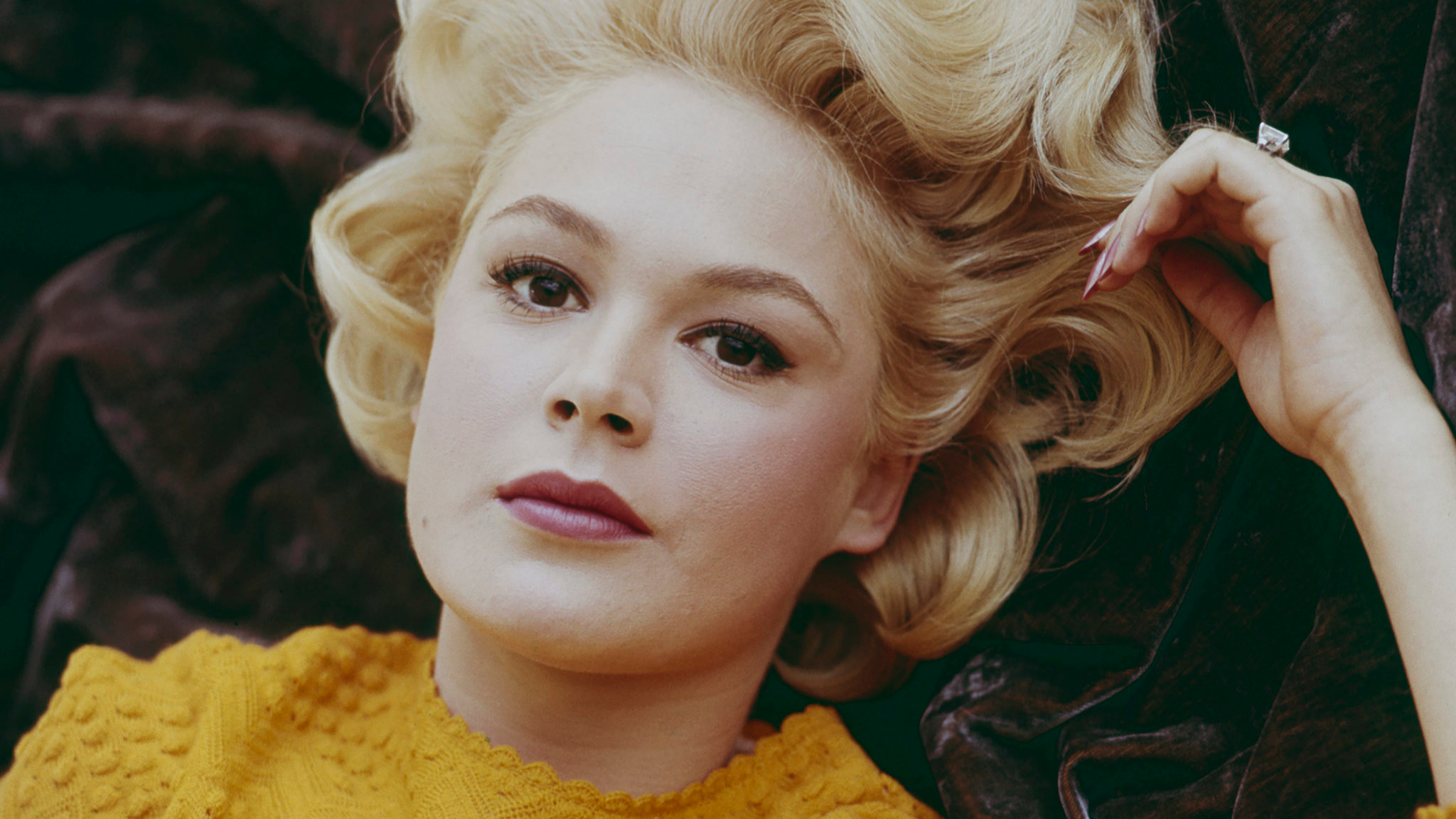 American actress Sandra Dee (1942 - 2005)